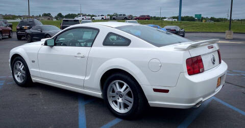 2007 Ford Mustang GT Deluxe