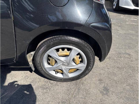 2013 Scion iQ
