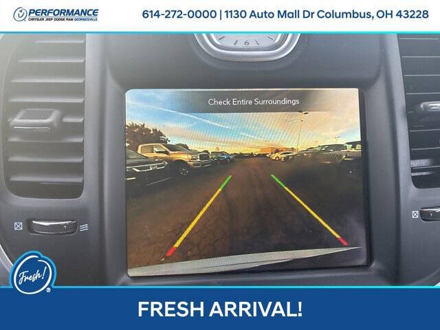 2023 Chrysler 300 Touring L