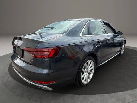 2019 Audi A4 quattro Premium 45 TFSI