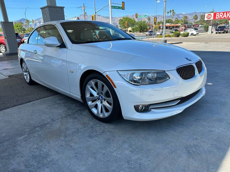 2011 BMW 3 Series for sale at TANQUE VERDE MOTORS in Tucson AZ