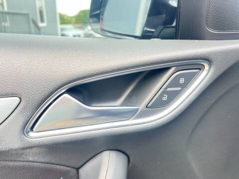 2016 Audi Q3 2.0T quattro Premium Plus