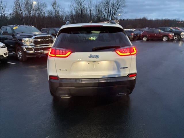 2022 Jeep Cherokee Latitude Lux
