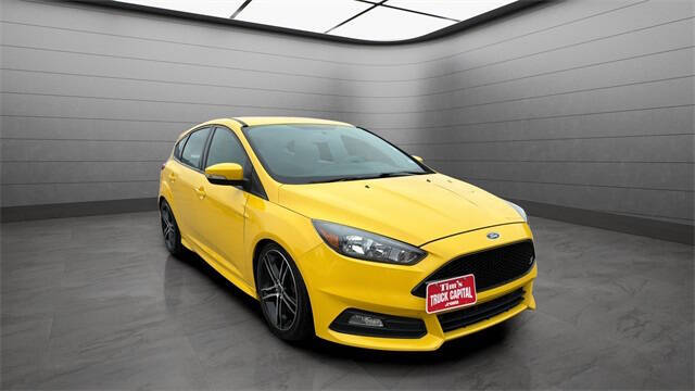 2018 Ford Focus ST's photo