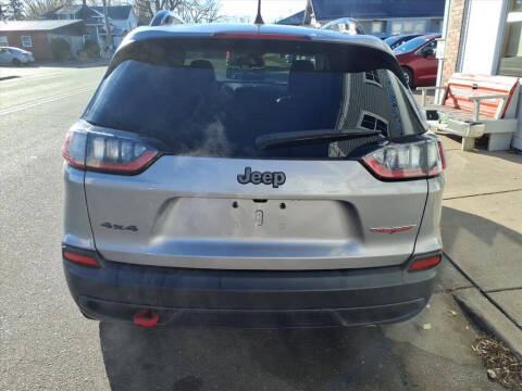 2022 Jeep Cherokee Trailhawk