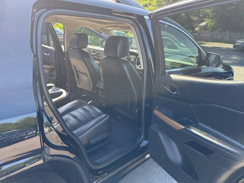 2019 GMC Acadia Denali