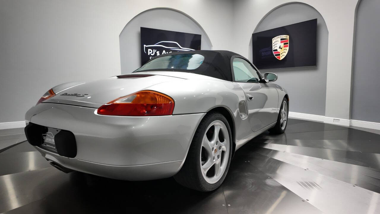 2001 Porsche Boxster 29