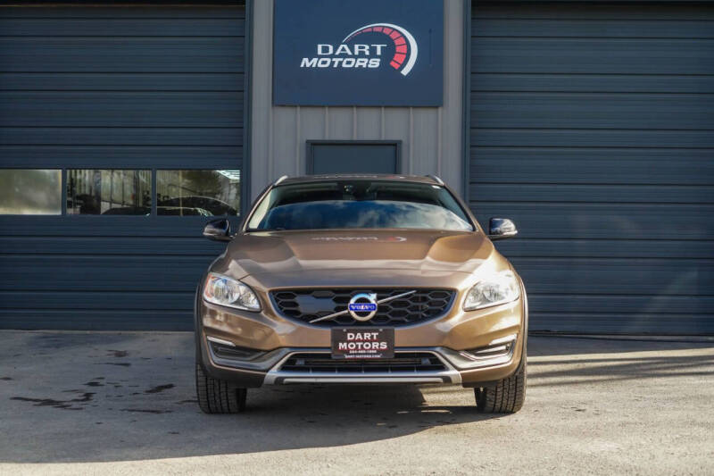 2016 Volvo V60 Cross Country T5
