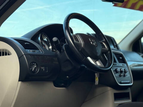 2016 Dodge Grand Caravan SE