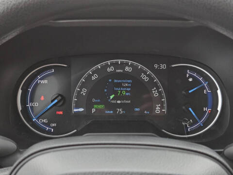 2025 Toyota RAV4 Hybrid LE