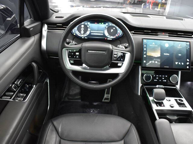 2023 Land Rover Range Rover P400 SE LWB