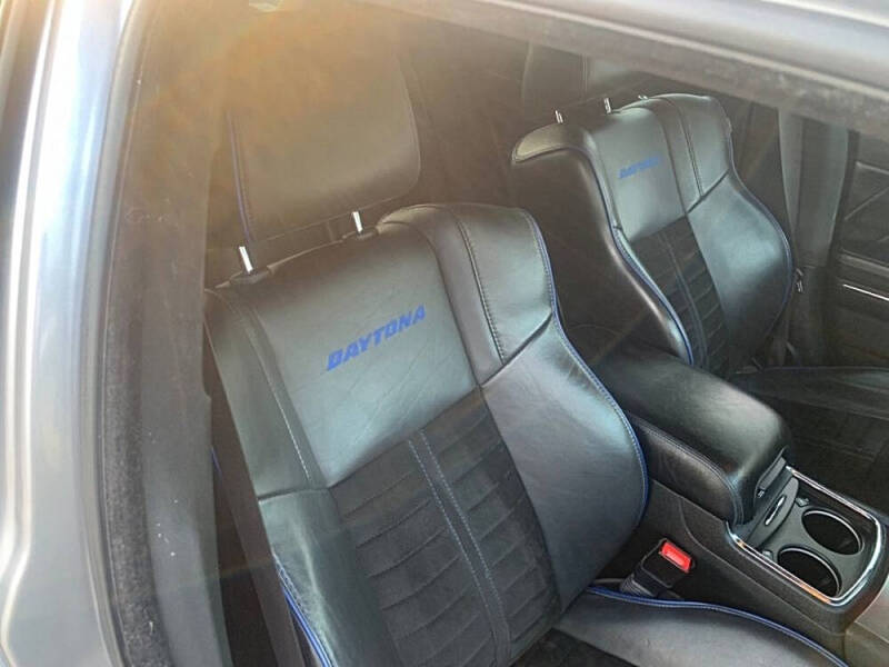 2013 Dodge Charger R/T Plus