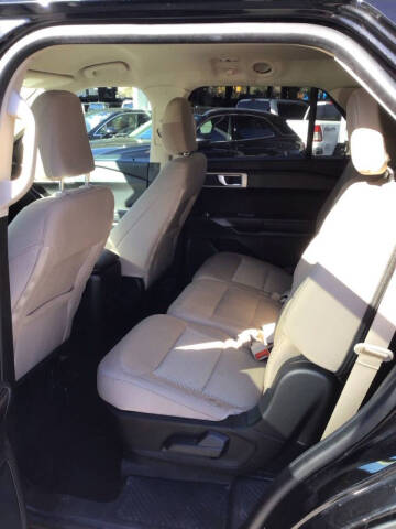 2022 Ford Explorer