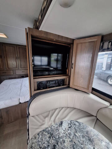 2017 Coachmen RV Prism 2200LE
