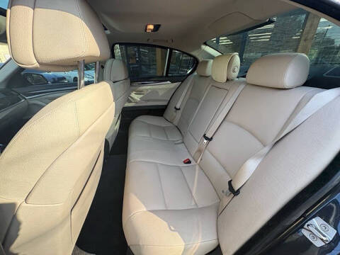 2011 BMW 5 Series 550i