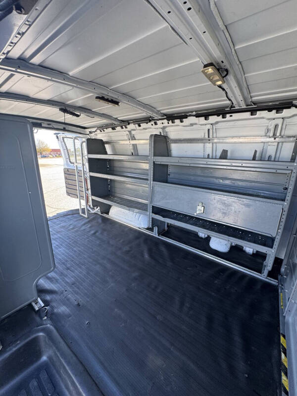 2016 GMC Savana 3500