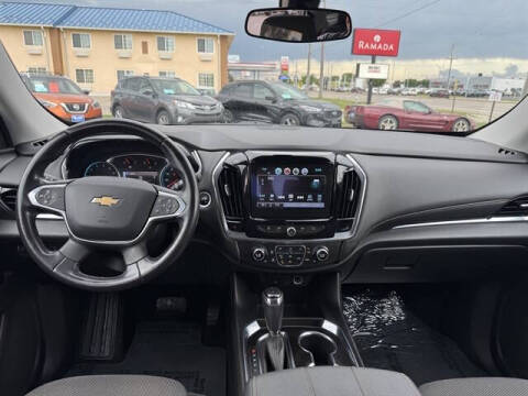 2018 Chevrolet Traverse LT Cloth