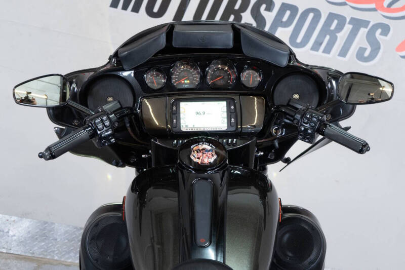 2018 Harley-Davidson CVO Limited