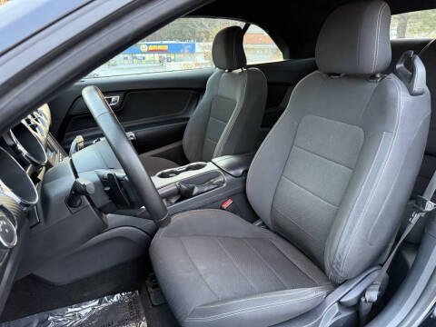 2015 Ford Mustang V6