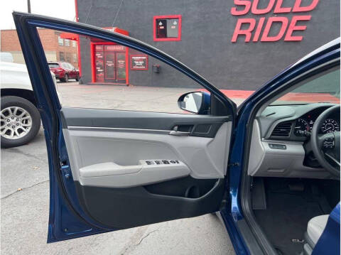 2019 Hyundai Elantra