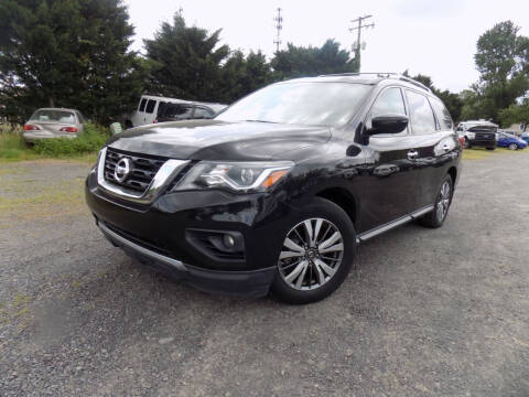 2018 Nissan Pathfinder for sale at PERUVIAN MOTORS SALES in Warrenton VA