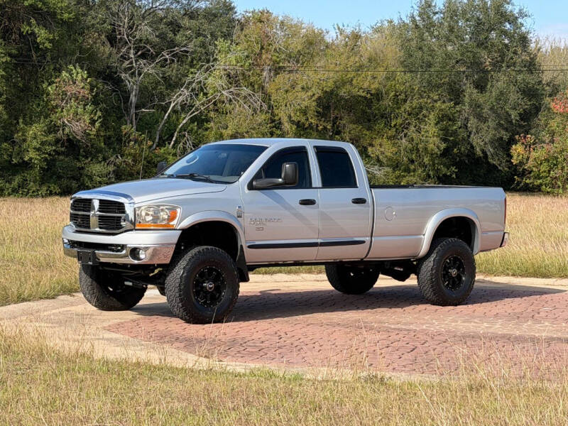 2006 Dodge Ram 3500 Pickup Laramie's photo