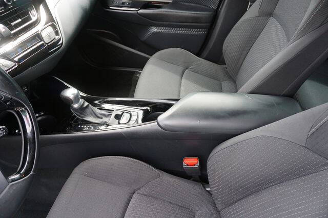 2019 Toyota C-HR LE