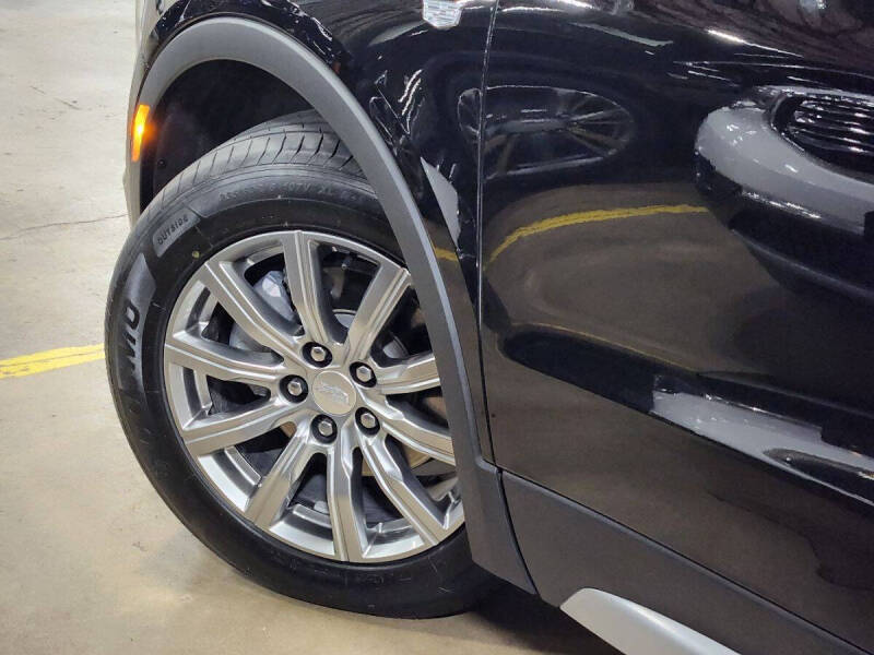 2021 Cadillac XT4 Premium Luxury