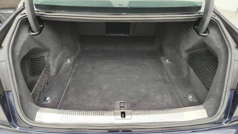 2020 Audi S8 4.0T quattro