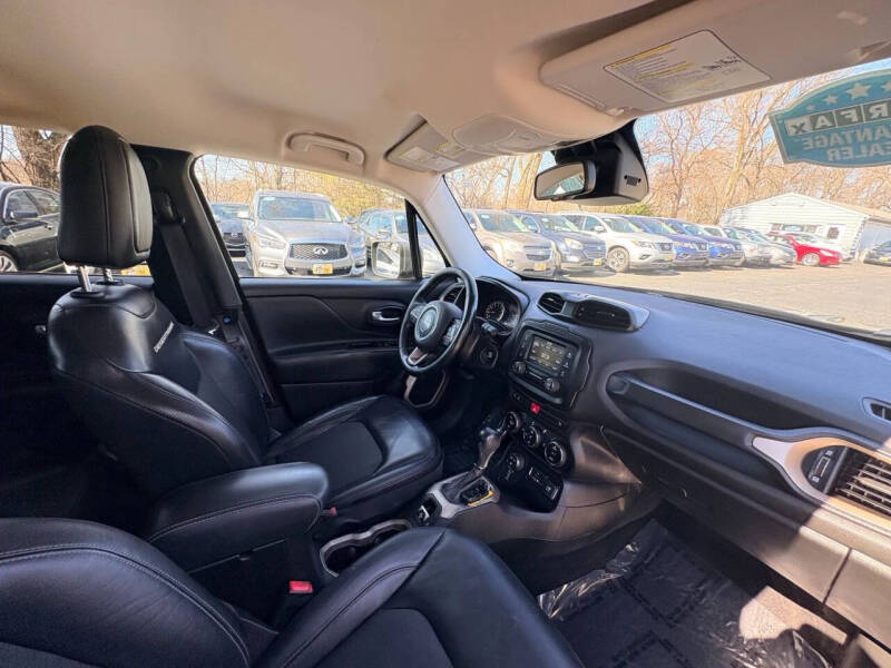 2017 Jeep Renegade Deserthawk