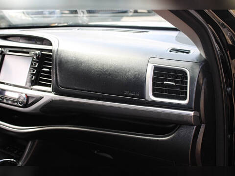 2017 Toyota Highlander