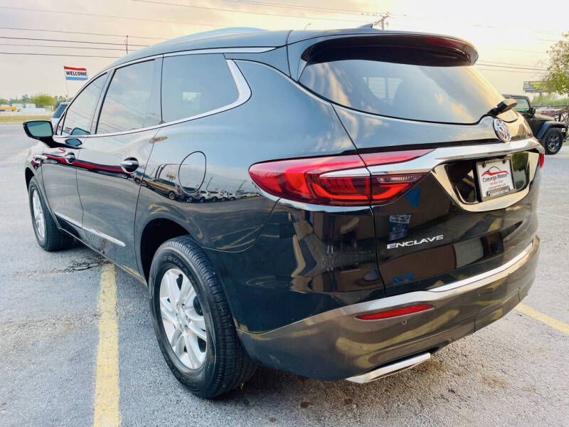 2020 Buick Enclave Essence