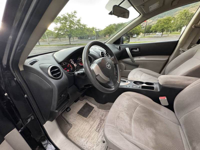 2012 Nissan Rogue S