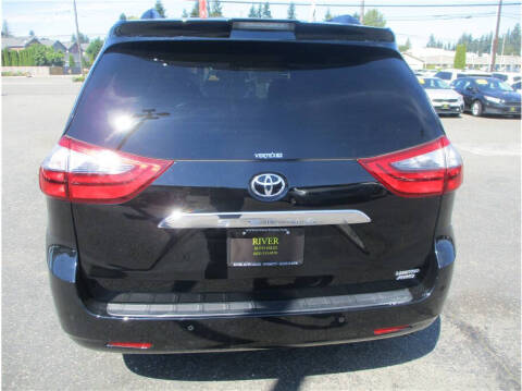 2020 Toyota Sienna Limited Premium 7-Passenger