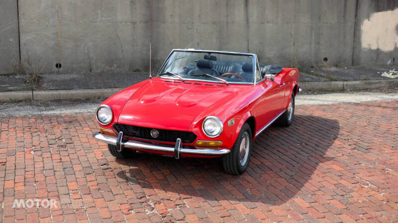 1973 FIAT 124 Spider