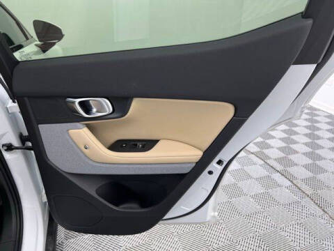 2022 Polestar 2 Long Range Dual Motor