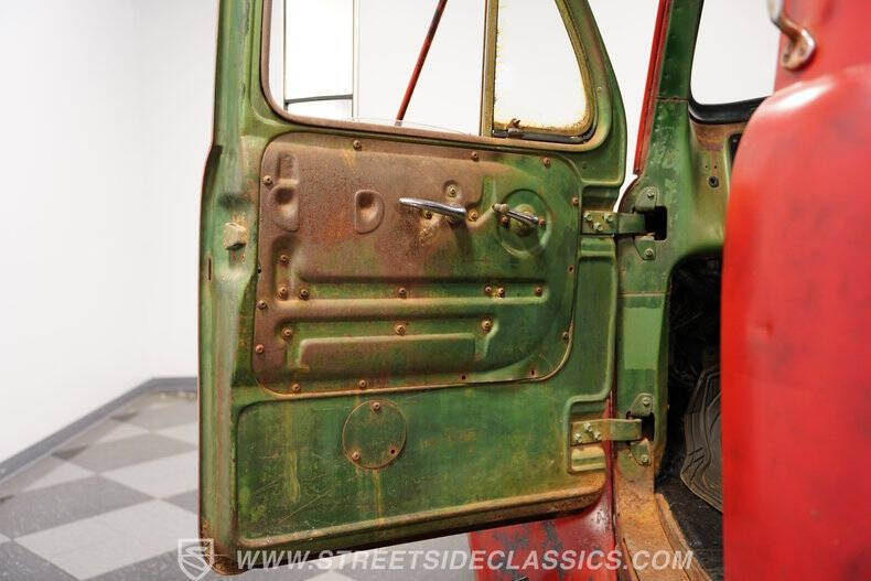1960 Mack B-Series