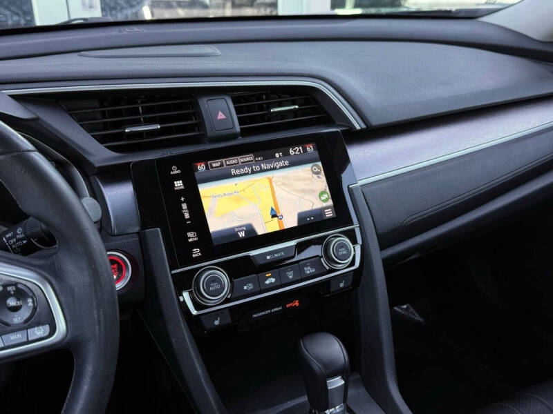 2017 Honda Civic Touring