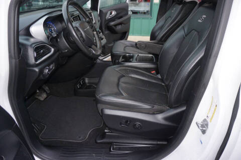 2020 Chrysler Pacifica Touring L Plus