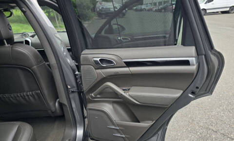 2016 Porsche Cayenne S