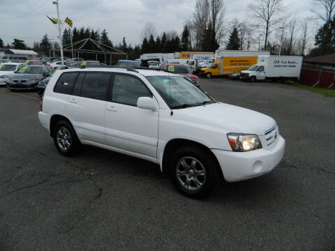 2005 Toyota Highlander for sale at J & R Motorsports in Lynnwood WA