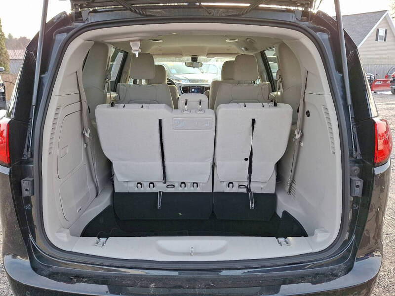 2018 Chrysler Pacifica Hybrid Touring Plus