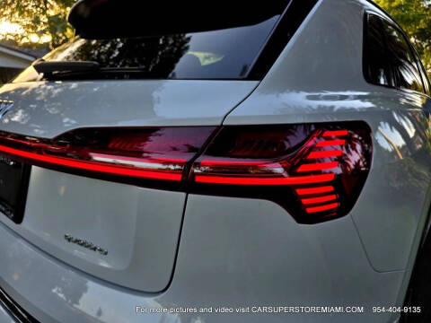 2021 Audi e-tron quattro Premium