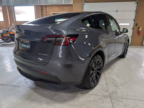 2023 Tesla Model Y Long Range
