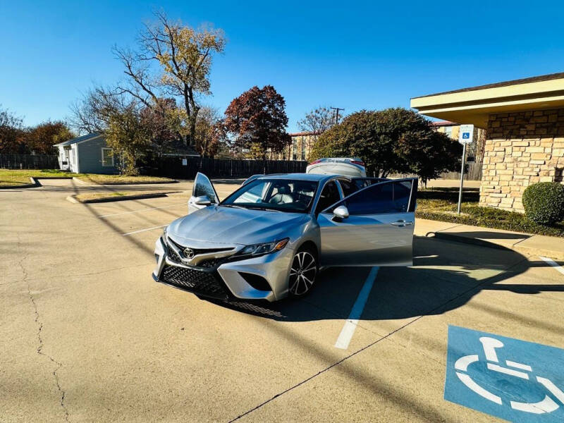 2019 Toyota Camry SE