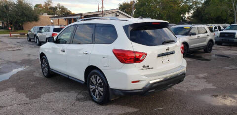 2017 Nissan Pathfinder S