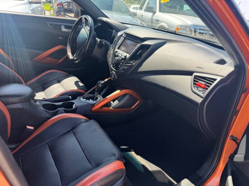 2016 Hyundai Veloster