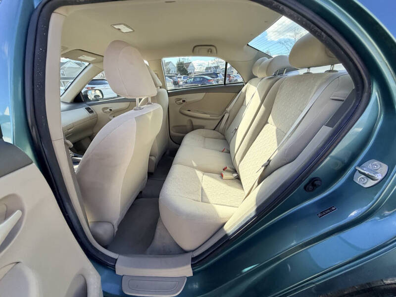 2009 Toyota Corolla LE