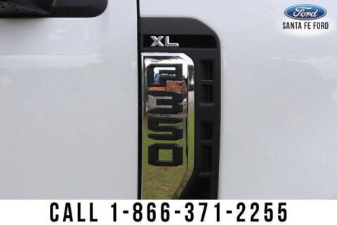 2025 Ford F-350 Super Duty XL