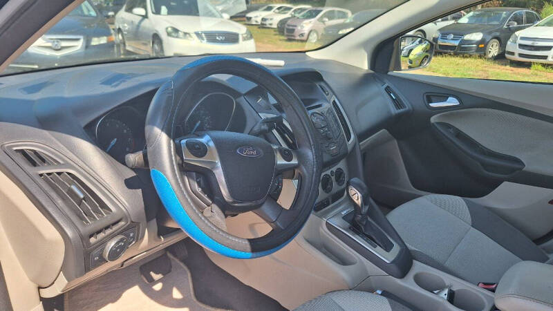 2013 Ford Focus SE
